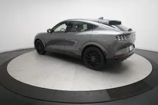 Ford Mustang Mach-E 2023 AWD GT 4 puertas SUV