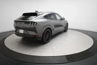 Ford Mustang Mach-E 2023 AWD GT 4 puertas SUV