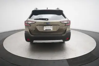 Subaru Outback 2025 AWD Limited 4p Crossover