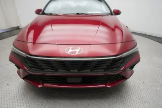Hyundai ELANTRA 2025 Limited 4p Sedan