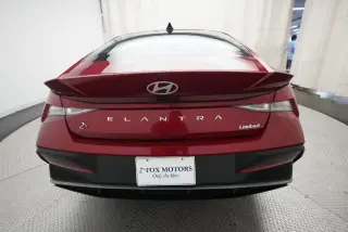 Hyundai ELANTRA 2025 Limited 4p Sedan