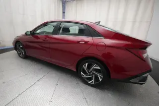 Hyundai ELANTRA 2025 Limited 4p Sedan