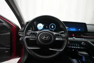 Hyundai ELANTRA 2025 Limited 4p Sedan