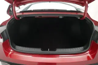 Hyundai ELANTRA 2025 Limited 4p Sedan
