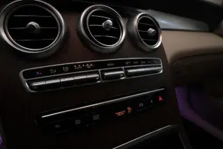 Mercedes-Benz GLC 2021 AWD GLC 300 4MATIC 4p SUV