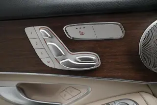 Mercedes-Benz GLC 2021 AWD GLC 300 4MATIC 4p SUV