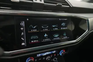 Audi Q3 2025 AWD quattro S line Premium 45 TFSI 4dr SUV