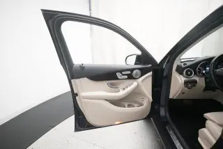 Mercedes-Benz GLC 2017 AWD GLC 300 4MATIC 4p SUV