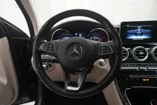 Mercedes-Benz GLC 2017 AWD GLC 300 4MATIC 4p SUV