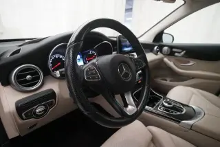 Mercedes-Benz GLC 2017 AWD GLC 300 4MATIC 4p SUV