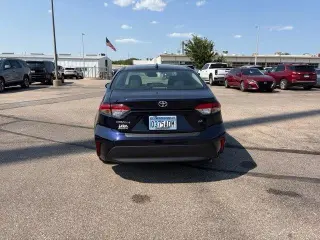 Toyota Corolla 2024 LE 4p Sedán