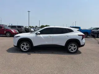 Chevrolet Trax 2025 LS 4p Crossover