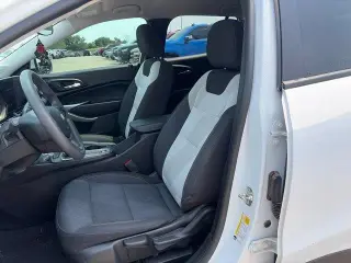 Chevrolet Trax 2025 LS 4p Crossover