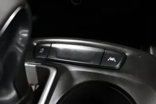 Chevrolet Trax 2024 RS 4p Crossover con 1RS