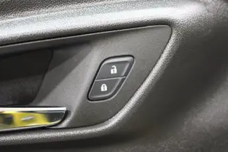 Chevrolet Trax 2024 RS 4p Crossover con 1RS