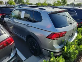 Volkswagen Tiguan 2023 SE R-Line Black 4p SUV