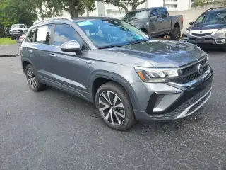 Volkswagen Taos 2022 AWD SE 4Motion 4p SUV