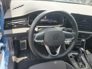 Volkswagen Jetta 2025 Sport 4p Sedan