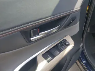 Toyota Venza 2023 AWD Limited 4p Crossover