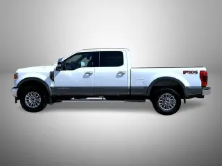 Ford F-350 Super Duty 2021 4x4 Lariat Cabina Crew de 4 puertas 8 pies LB SRW Pickup