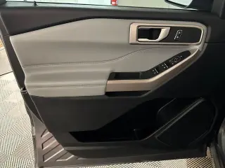 Ford Explorer 2023 XLT 4p SUV