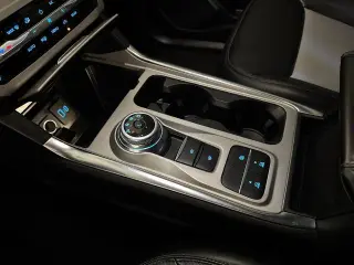 Ford Explorer 2023 XLT 4p SUV