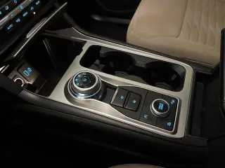 Ford Explorer 2020 AWD XLT 4p SUV