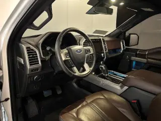 Ford F-150 2015 4x4 Platinum 4dr SuperCrew 5.5 ft. SB