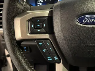 Ford F-150 2015 4x4 Platinum 4dr SuperCrew 5.5 ft. SB