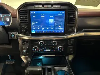 Ford F-150 2021 4x4 Lariat 4dr SuperCrew 5.5 ft. SB