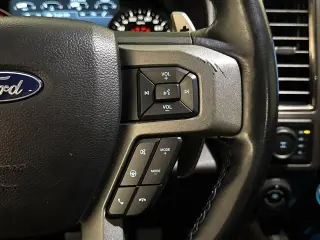 Ford F-150 2019 4x4 Raptor 4dr SuperCrew 5.5 ft. SB