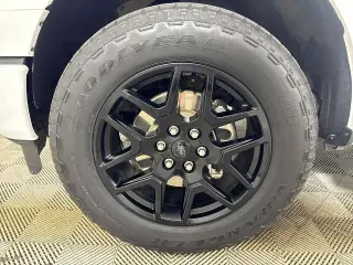Ford F-150 2024 4x4 STX 4p SuperCrew 5.5 ft. SB