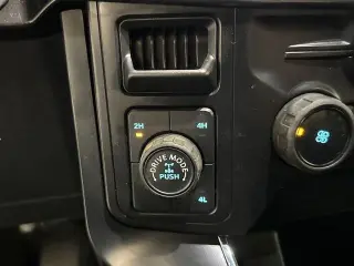 Ford F-150 2024 4x4 STX 4p SuperCrew 5.5 ft. SB
