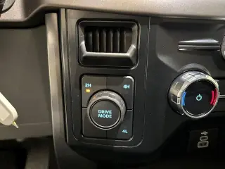 Ford F-150 2025 4x4 XLT 4p SuperCrew 5.5 ft. SB