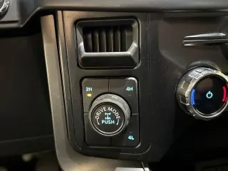 Ford F-150 2024 4x4 XLT 4p SuperCrew 6.5 ft. CB