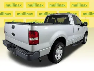 Ford F-150 2006 XL 2dr Regular Cab Styleside 6.5 ft. SB