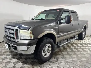 Ford F-250 Super Duty 2005 4p Crew Cab Lariat 4WD LB