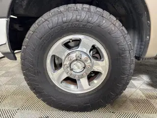 Ford F-250 Super Duty 2005 4p Crew Cab Lariat 4WD LB