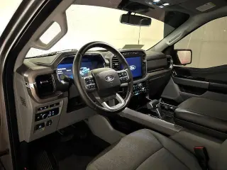 Ford F-150 Lightning 2024 AWD XLT 4p SuperCrew 5.5 ft. SB