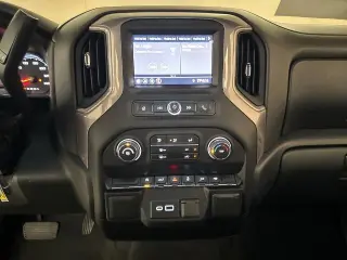 Chevrolet Silverado 1500 Limited 2022 4x2 Custom 4p Doble Cab 6.6 ft. SB