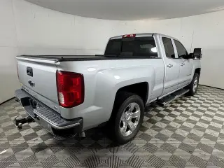 Chevrolet Silverado 1500 2017 4x2 LTZ 4p Cab Doble 6.5 pies SB