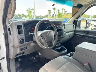 Nissan NV 2014 4x2 2500 HD S 3dr Cargo Van con Techo Alto (V6)