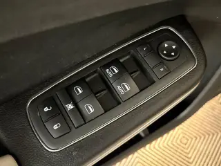 Chrysler 300 2017 S 4p Sedan