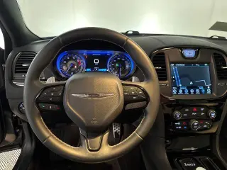Chrysler 300 2017 S 4p Sedan