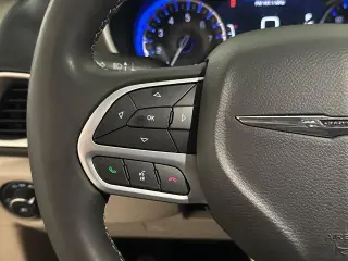 Chrysler Pacifica 2023 Touring L 4dr Mini-Van