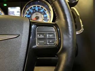 Chrysler Town and Country 2014 Touring-L 4dr Mini-Van
