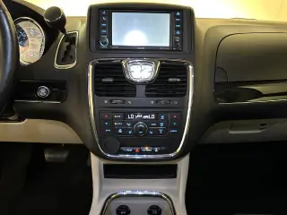 Chrysler Town and Country 2014 Touring-L 4dr Mini-Van