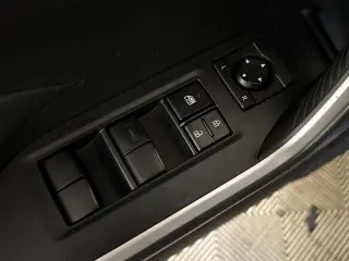 Toyota RAV4 2022 AWD LE 4p SUV