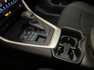 Toyota RAV4 2022 AWD LE 4p SUV
