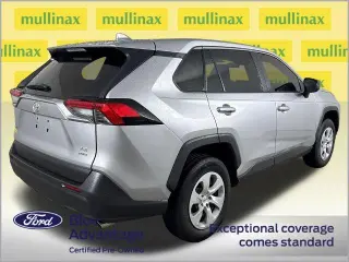 Toyota RAV4 2022 AWD LE 4p SUV